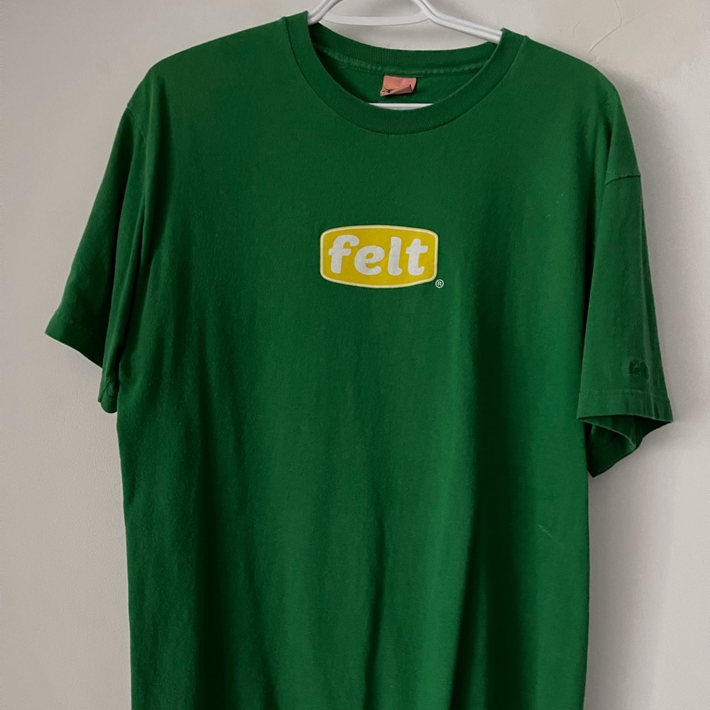 Felt Box Logo T